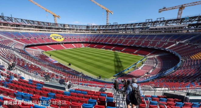 等待政府批准关键许可证！世体：巴萨申请将诺坎普容量增至6.2万人