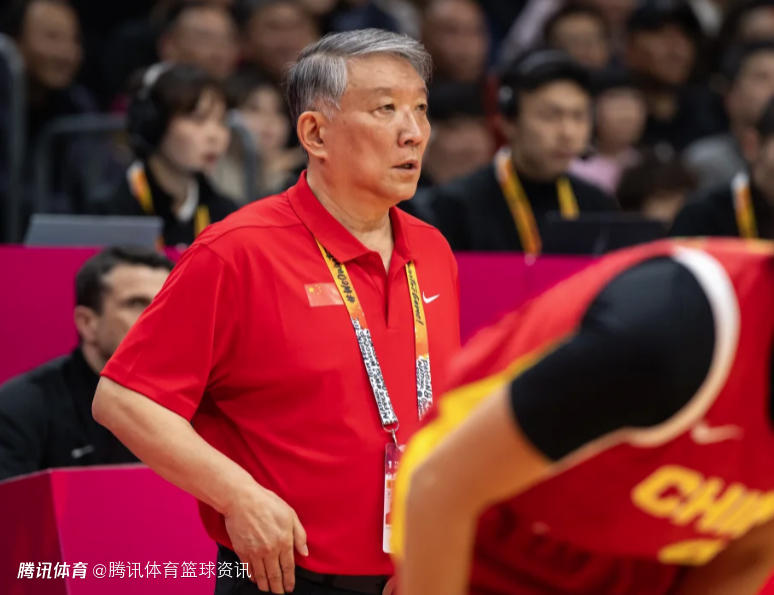 宫鲁鸣：中国女篮的目标不只是出线 想成为世界强队还有很多方面要提高