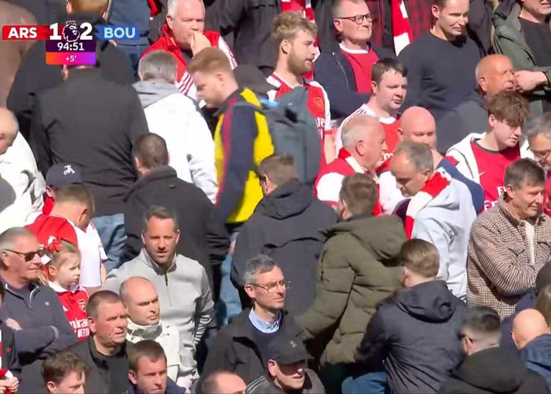 失望！阿森纳场面沉闷不敌伯恩茅斯，球迷终场结束前提前退场
