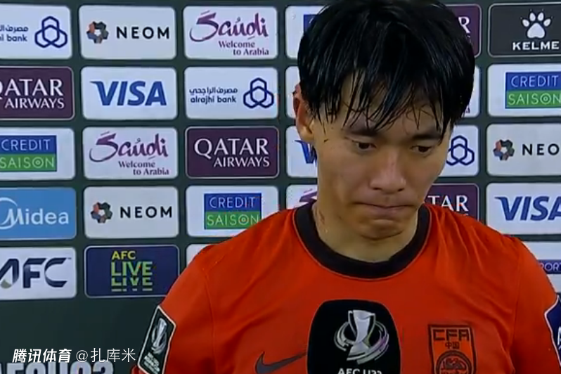 胡荷韬：很抱歉没有发挥出水平拿下比赛，相信下届会取得更好战绩