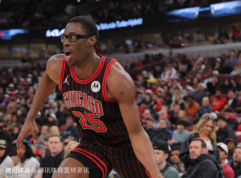 早日康复！公牛官方：杰伦-史密斯和艾维因伤赛季报销