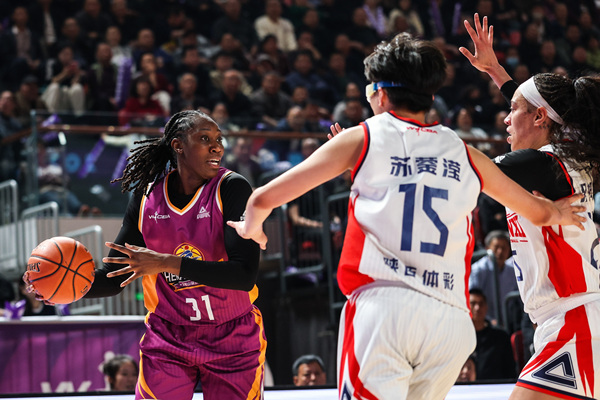 WCBA排位赛：蒂娜查尔斯26+8河南女篮险胜陕西 洛伊德空砍33+16