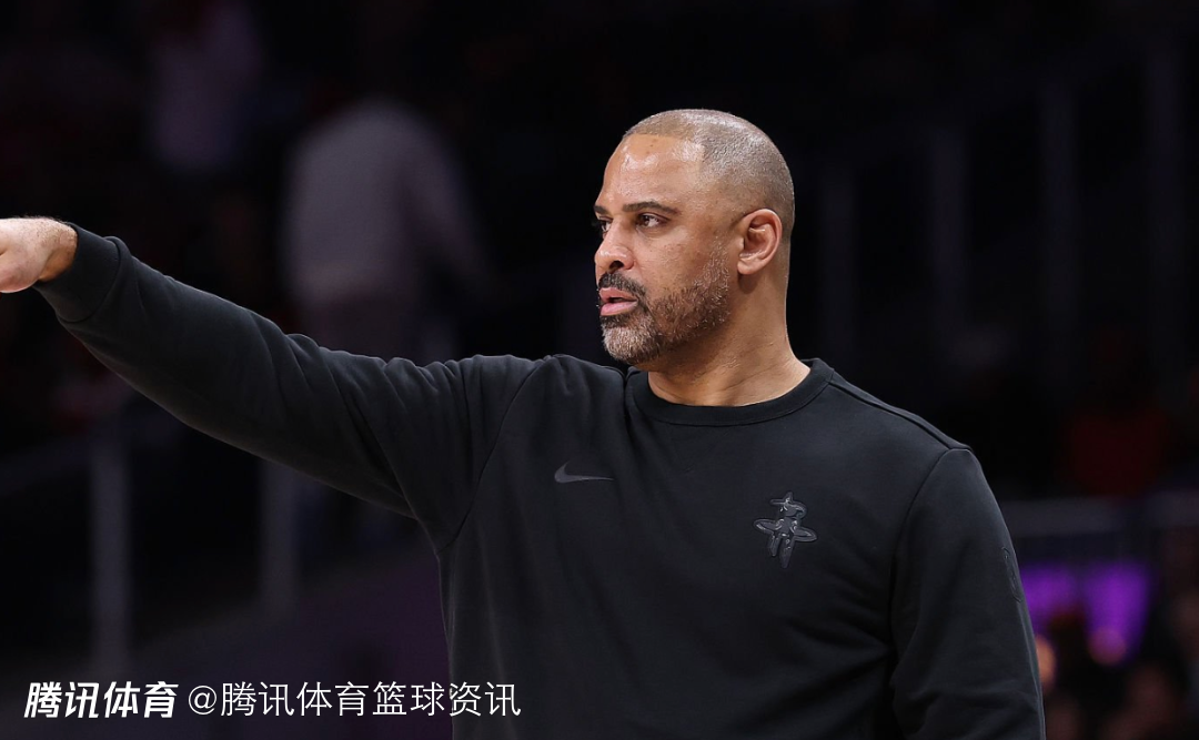 乌度卡：专门为史密斯设计战术让他早点融入进攻 杜兰特被夹击做出了正确判断