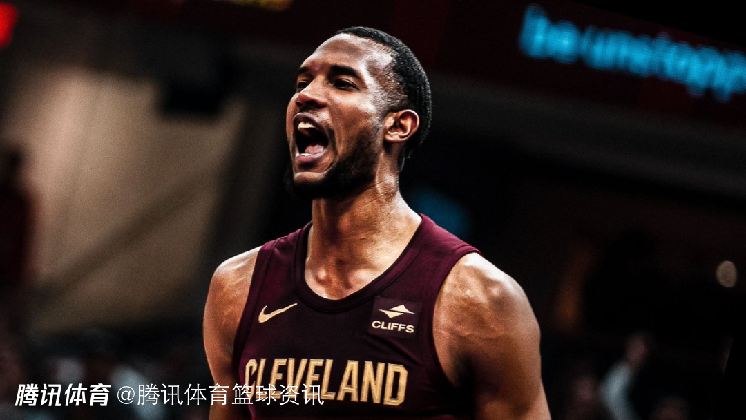 骑士官方：莫布利左小腿拉伤 预计将缺阵1-3周