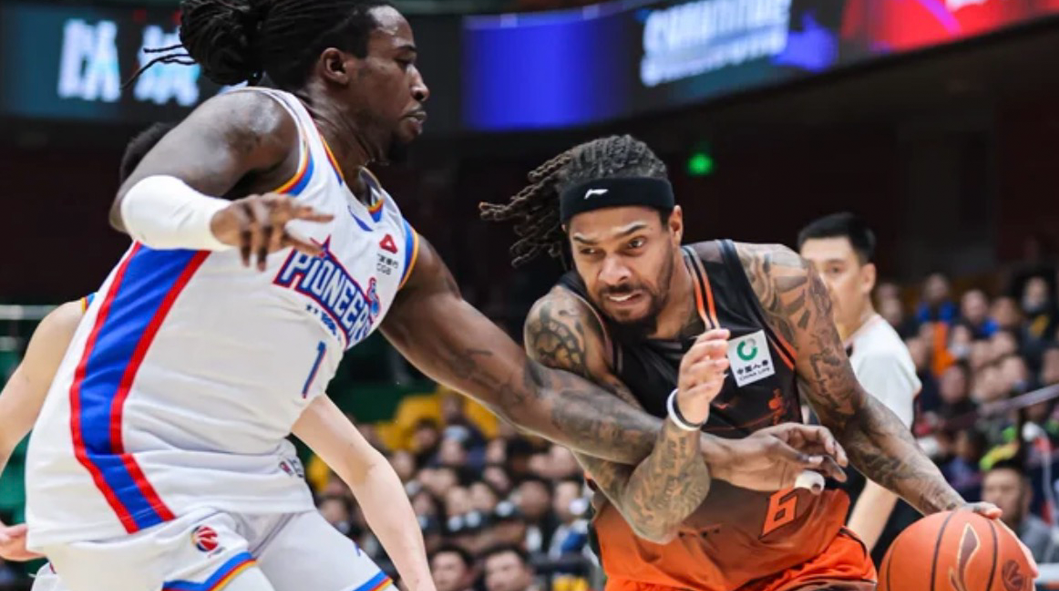 山东替补双枪53分带队力克天津 林庭谦空砍34+5詹姆斯18+10+5