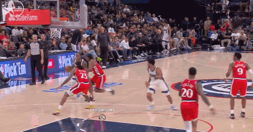 快船官方：莱昂纳德脚踝扭伤退出比赛 此役曾两次返回更衣室