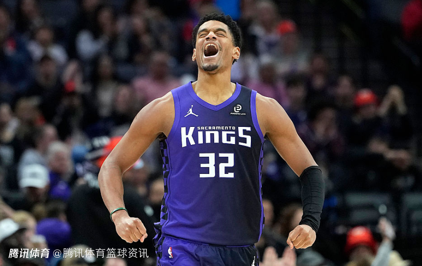 Shams：国王与中锋卡德威尔达成四年合同 前两年为全额保障