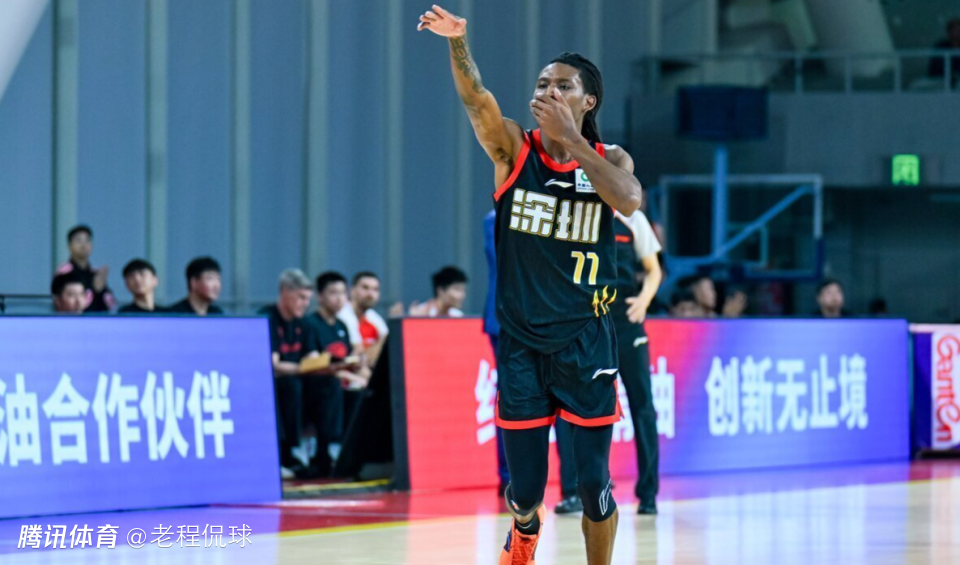 深圳外援史密斯连战四大强敌全砍30+ 他要带队重返季后赛