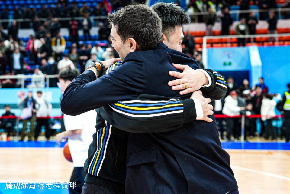 宁波男篮本赛季球队席10次技犯CBA第一 比主教练还暴躁