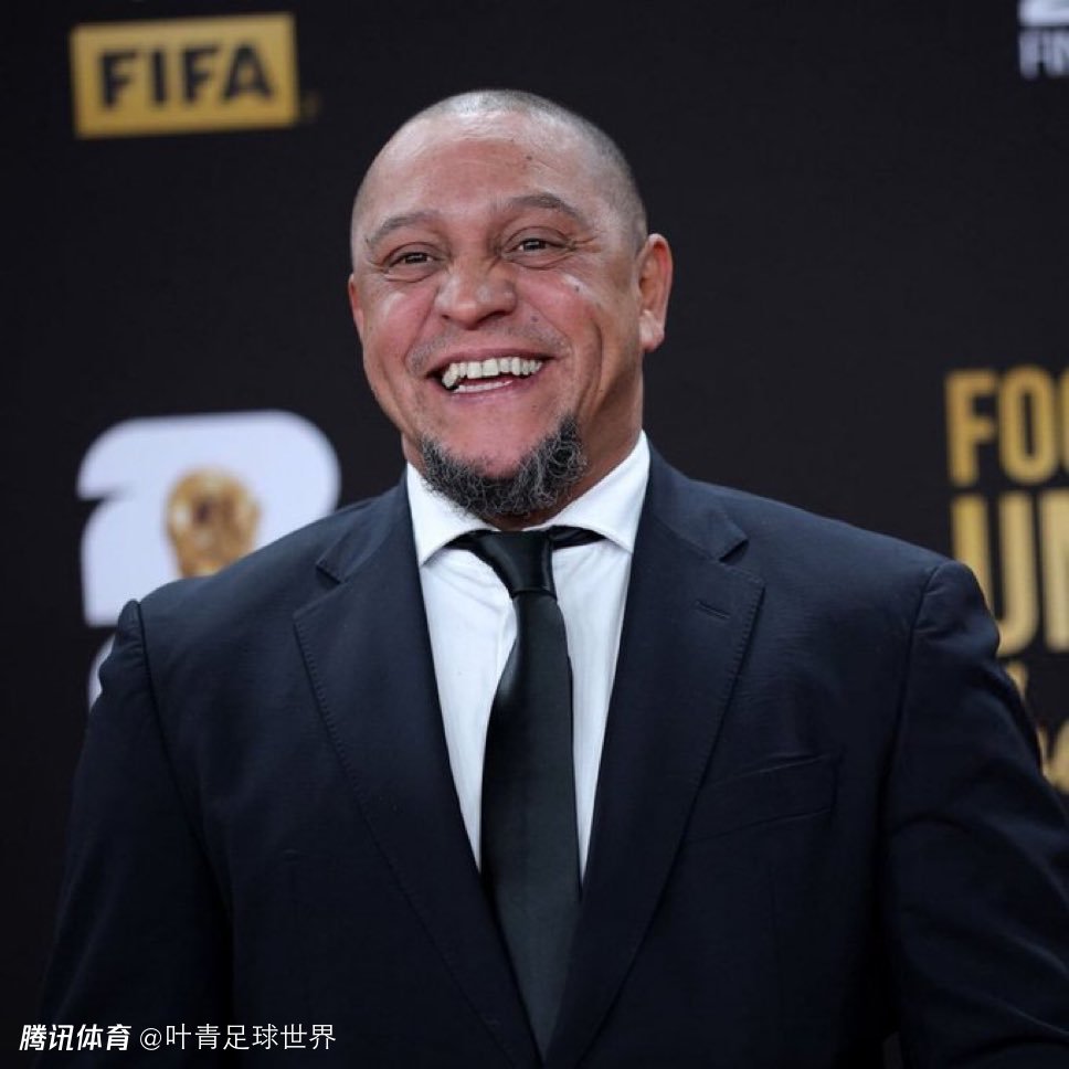 手术成功 52岁卡洛斯出院了：能正常行走 身体无碍