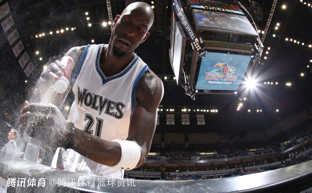 加内特将亮相森林狼常规赛收官战 球队将在26-27赛季退役其21号球衣