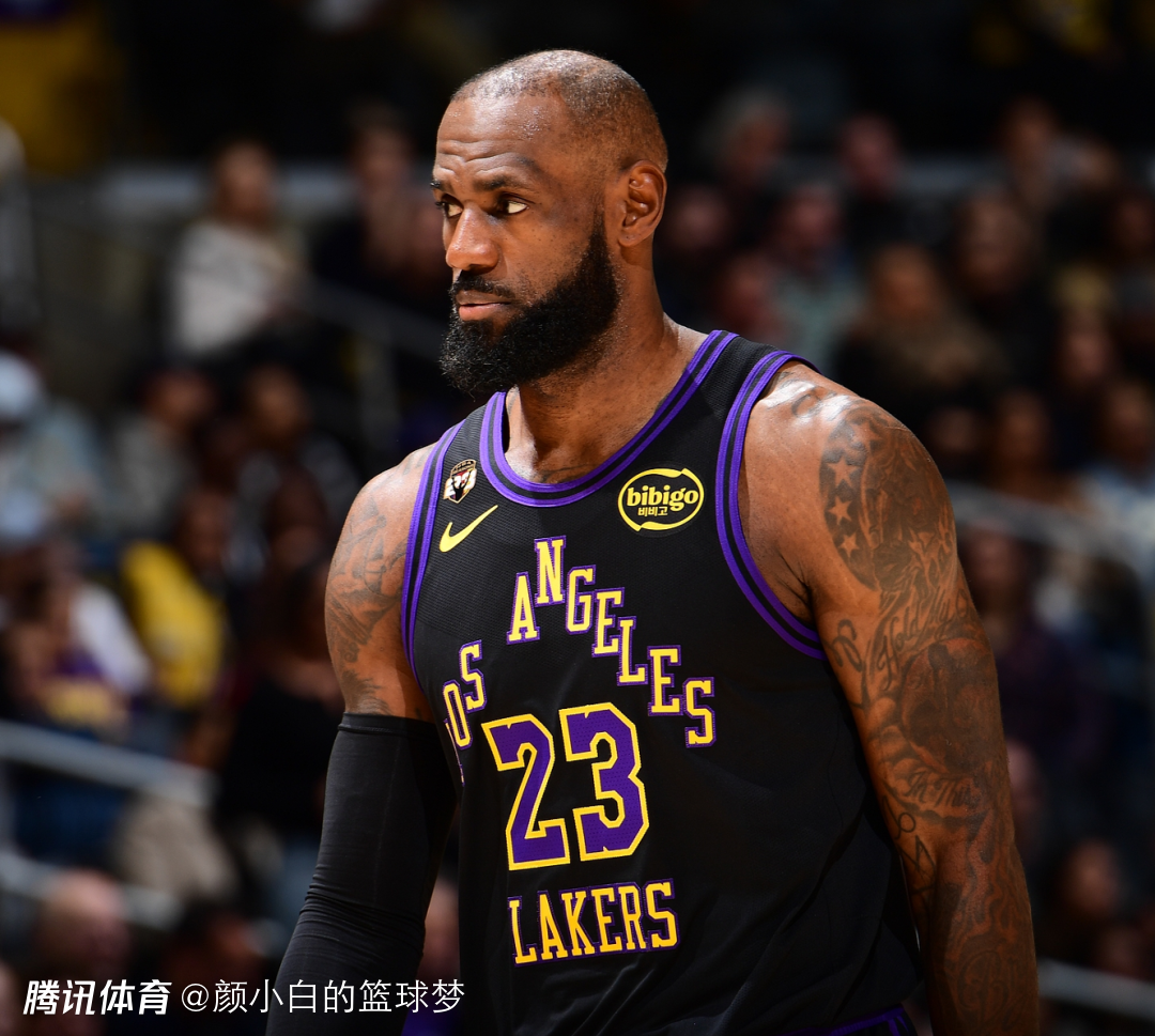 仅差1篮板又刷纪录！41岁詹皇31+10+9结束三连败 末节12分真猛