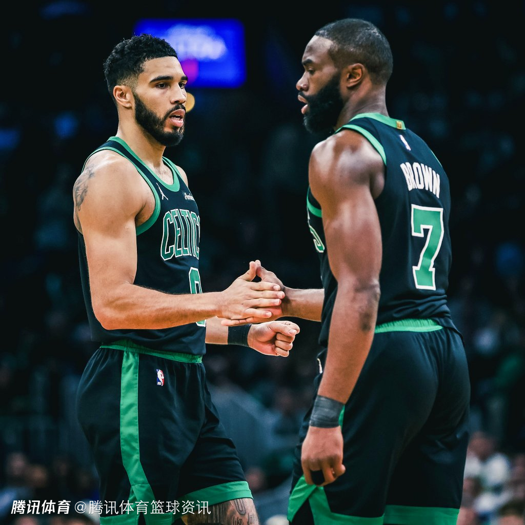 东部某高管：塔图姆很聪明 他明白现在布朗是蝙蝠侠自己可以当好罗宾