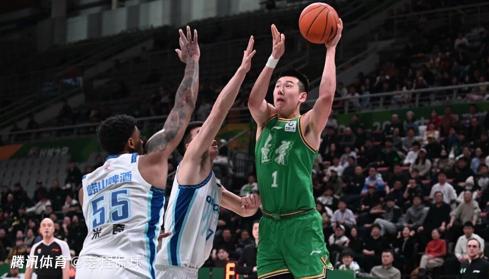 杨鸣谈辽篮连败：没领袖率我们渡过低潮 其他队能让外援承担