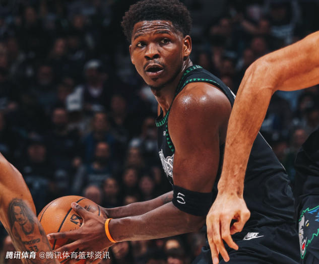 华子：大家在比赛中毫无斗志 如果我是球迷也会送上嘘声