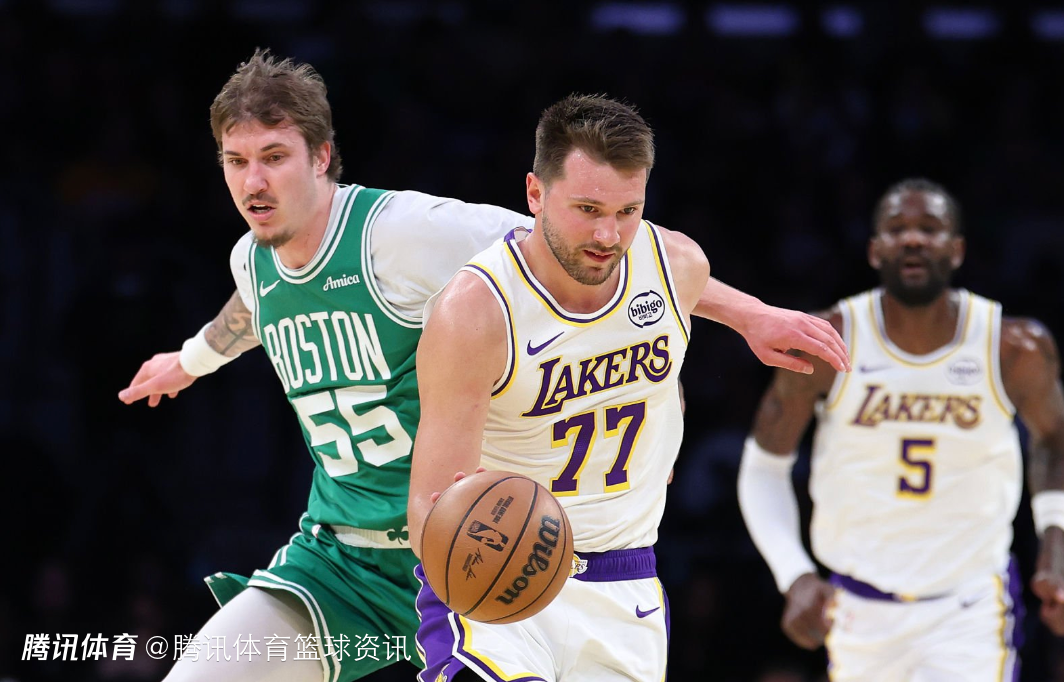 东契奇：我和詹姆斯里夫斯还在磨合中 球队三次技犯我没吃T你就知道情况有多糟了