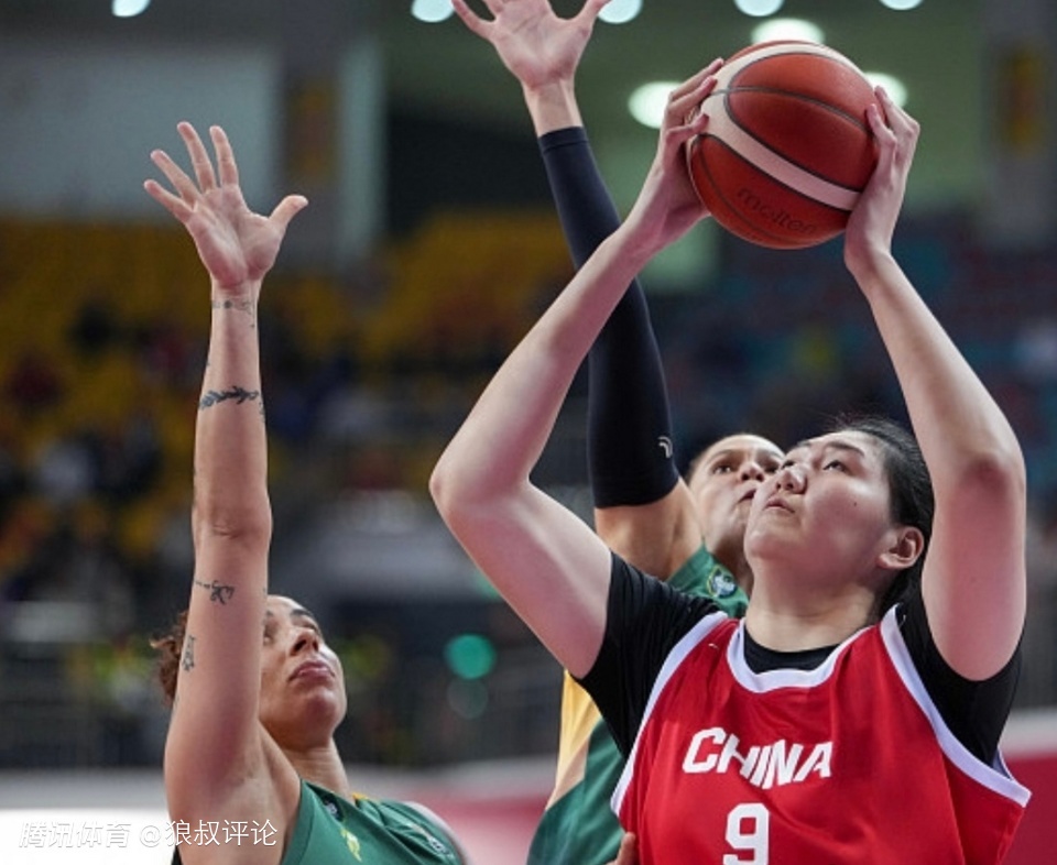 4次失误美中不足！张子宇4中4&罚球4中3得到11分3篮板