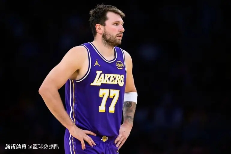 雷迪克：东契奇保持现有打法到季末该拿MVP 他是驱动我们的引擎