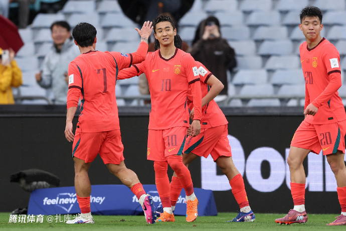 国足vs喀麦隆首发：张玉宁韦世豪冲锋，王钰栋徐彬吾米提江出战