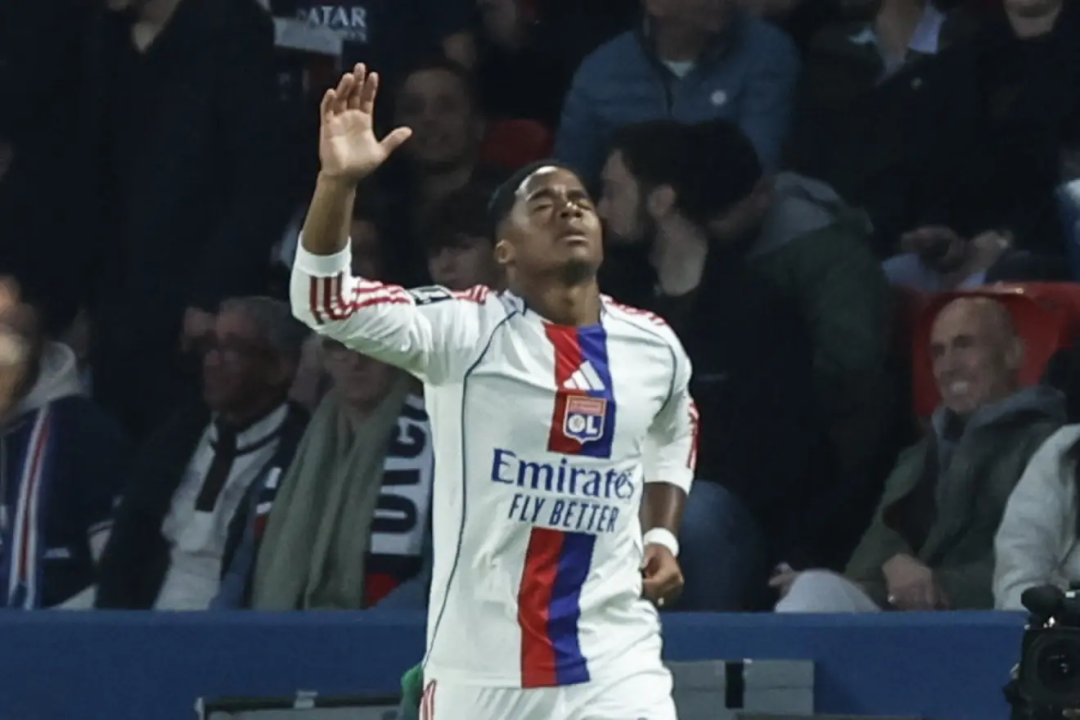 父亲：足球是恩德里克的游乐场但被皇马剥夺，在里昂找回快乐