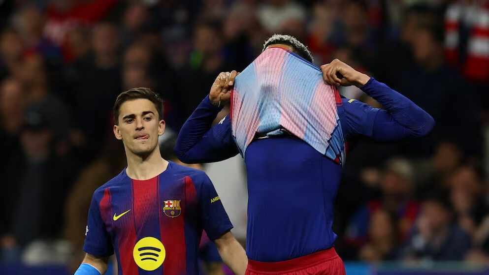 名记：欧冠赛场判罚很公平，巴萨屡屡吃牌是因为不知内外有别