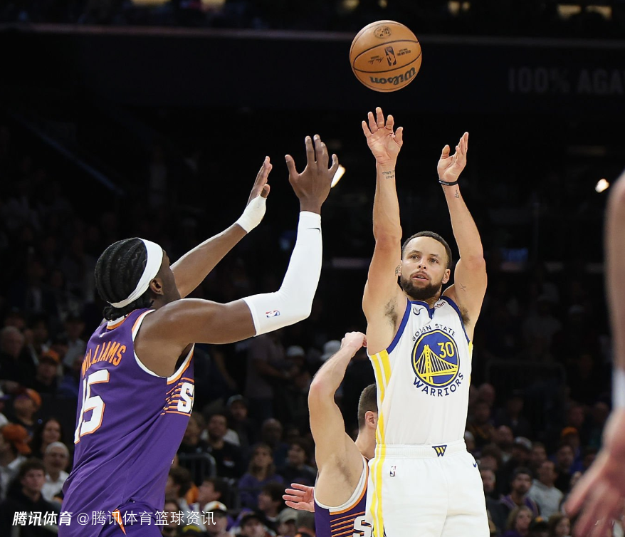 太阳vs勇士前瞻：库里手感能否回暖 布克狄龙带队踢馆
