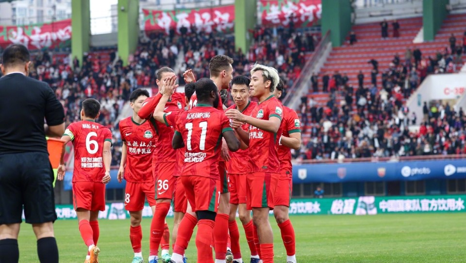 河南VS玉昆首发：双方均5外援！钟义浩联手古斯塔沃，奥斯卡先发