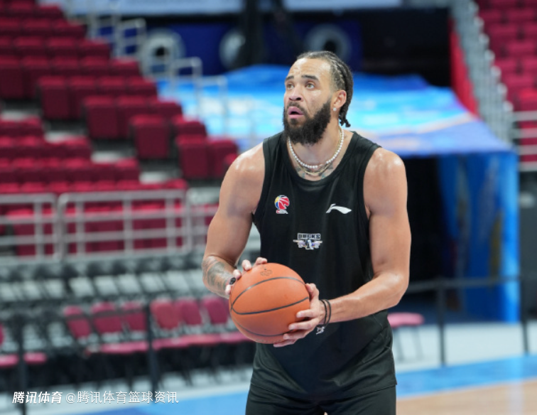 麦基：我现在状态非常棒 为北京冲击第四冠是我唯一目标