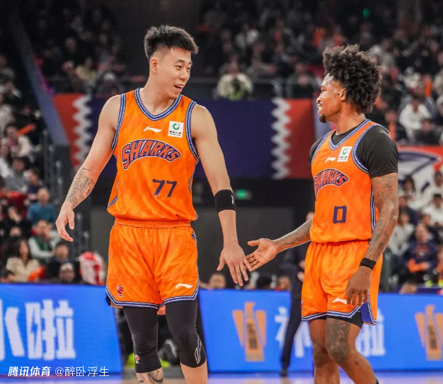 张镇麟20分加盟新高上海灭宁波6连胜 王哲林17分罗凯文21分