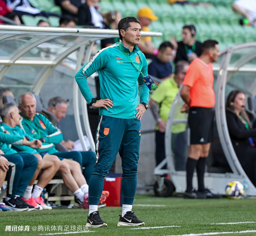 邵佳一：国足已拼尽全力 后80分钟表现完美 看到与世界强队差距