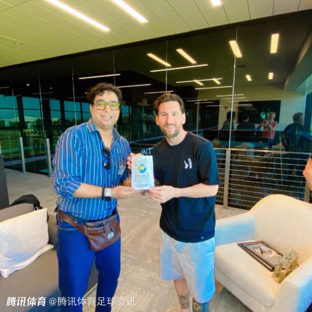 缴纳1万卢比！印度媒体：梅西印度行主办方杜塔周一被保释 被拘留37天