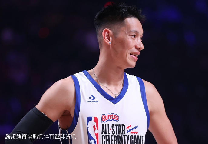 化解误会！肯扬-马丁与林书豪聊天并合影 17年曾发文嘲讽书豪发型