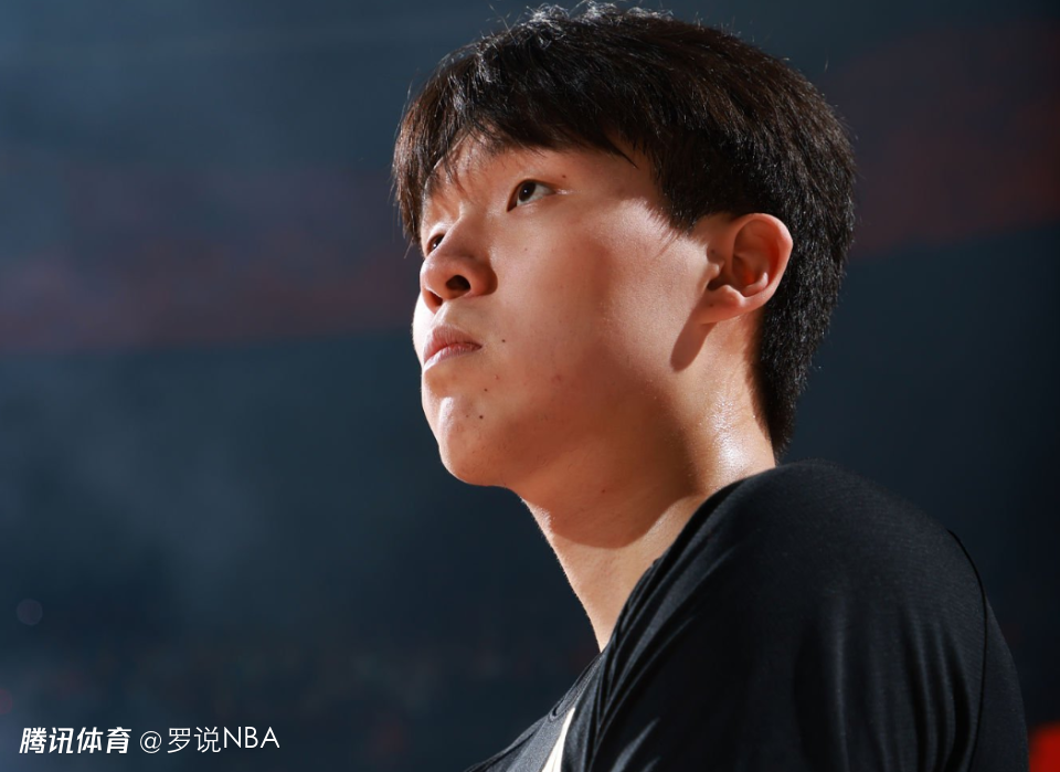 队记：开拓者对杨瀚森信任程度极低 不迅速提升自己可能很快重返中国