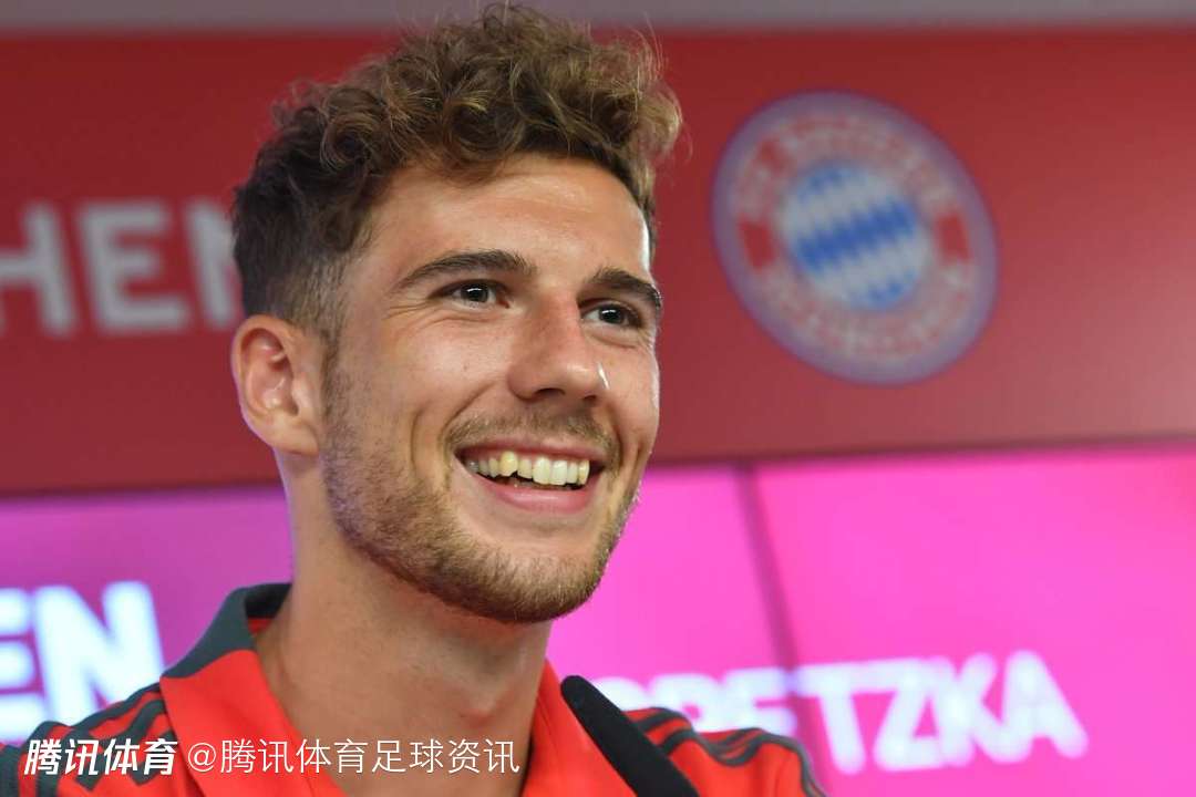 记者：米兰将格雷茨卡视为夏窗关键目标 但球员首选阿森纳