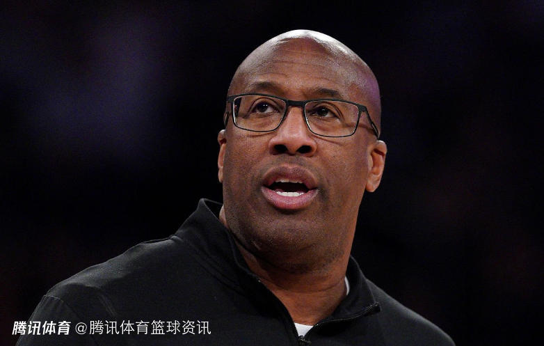 尼克斯在主场被狂嘘！布朗：球迷有权这么做 我都在心里暗骂自己