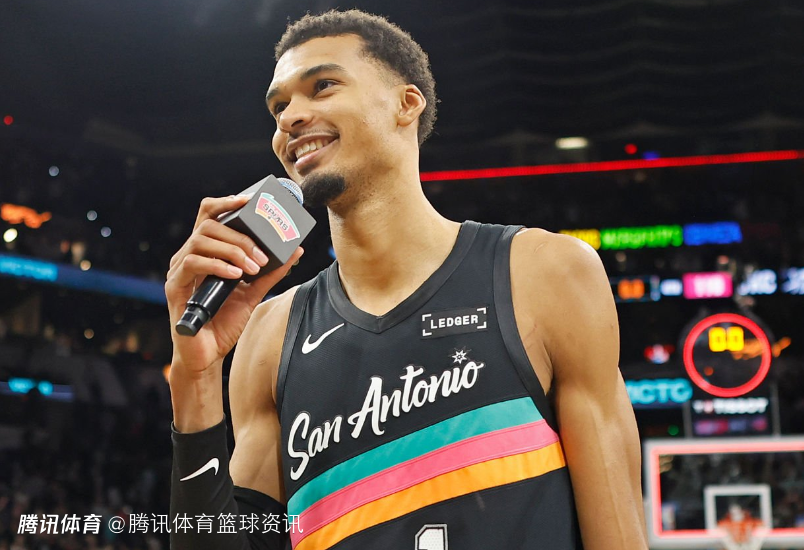 文班：圣诞再战雷霆我们会严阵以待 我和霍姆格伦在篮球层面没有可比性