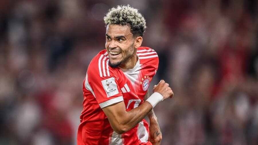 制霸赛场！迪亚斯狂揽超大号两双，转战德甲达成联赛两连冠