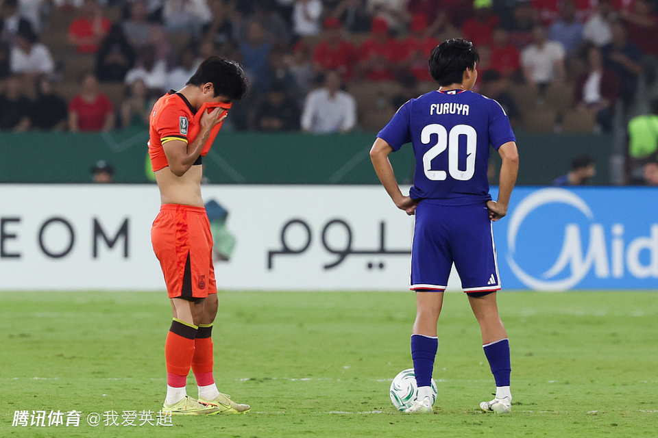 U23国足半场0-2日本！710分钟不失球金身遭破，王钰栋致命停球失误