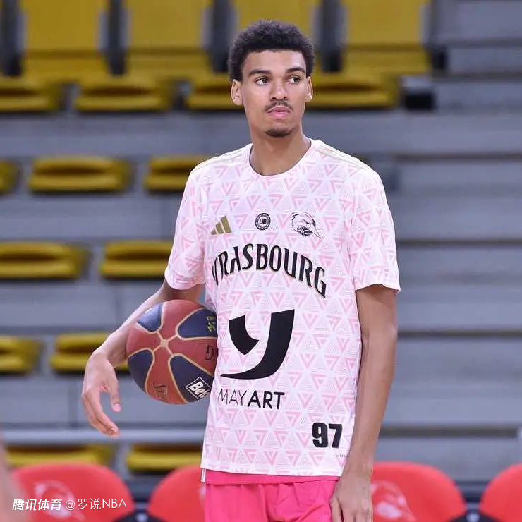 马刺打造兄弟篮球？文班亚马弟弟20分8板4断 今年有资格参加选秀