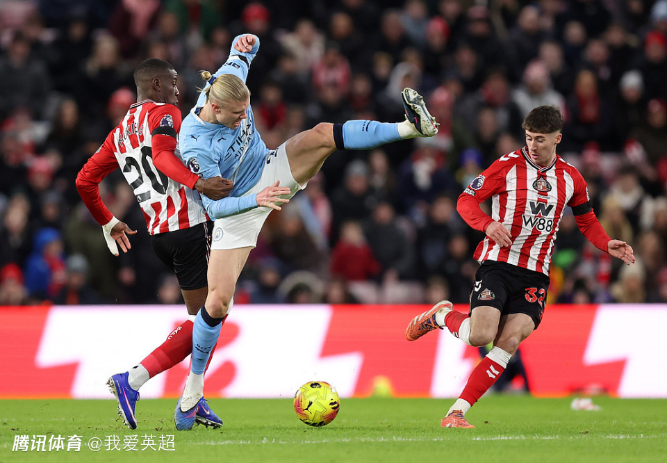 爆冷！英超：曼城0-0桑德兰 8连胜终结+被榜首拉开4分 哈兰德失良机