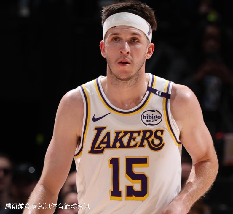 里夫斯预计拒绝26-27赛季价值1490万球员选项 以寻求一份长期续约合同