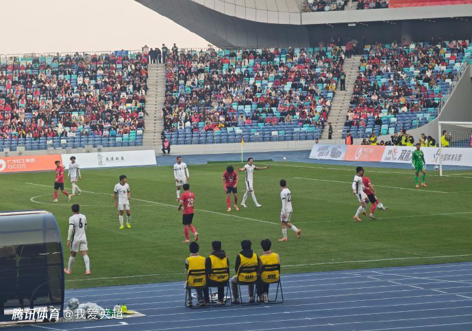 点球大战制胜！广东队总分8-7中国香港，省港杯3连冠，20岁门将扑点