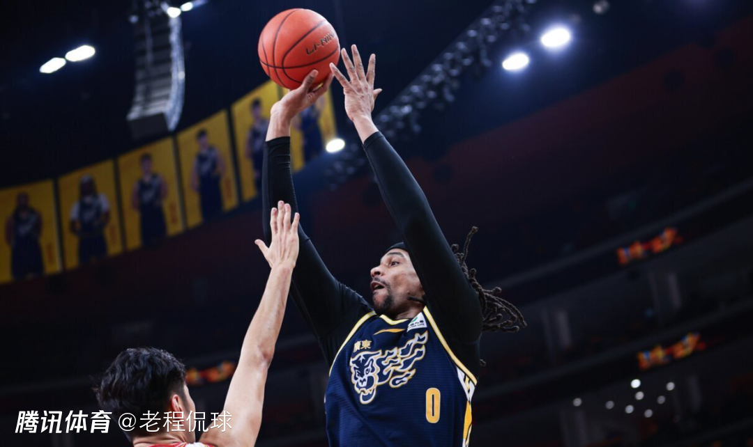 萨林杰成CBA全明星首周票选唯一上榜外援 他靠啥获得支持？