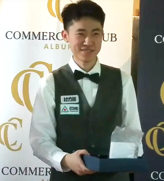 1-2到4-2！常冰玉创纪录，复仇名将冲红包赛门票，中国3人进16强