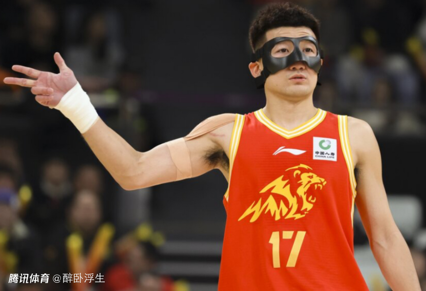 并列最佳战绩！广厦最多领先23分大胜新疆 孙铭徽怒摔面具吃T阿不都4分