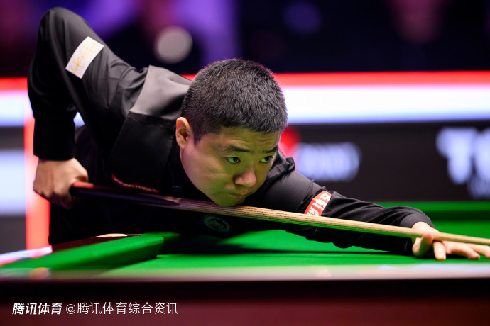 斯诺克大师赛16进8轮次：丁俊晖2-6不敌特鲁姆普 无缘晋级8强