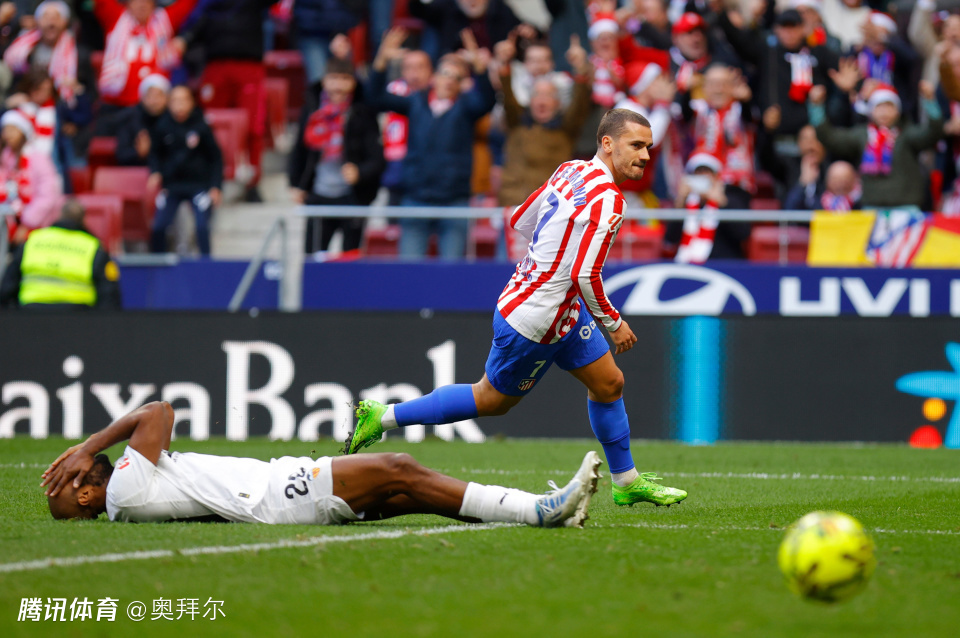 格列兹曼压哨破门！3场连入4球，破386天客场球荒，西蒙尼狂喜