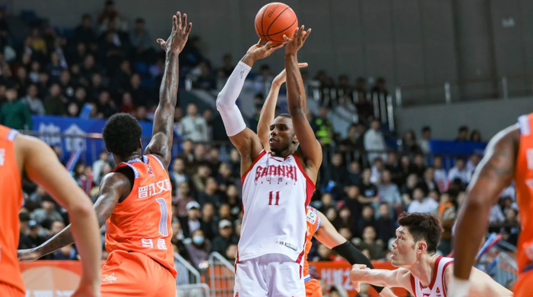 迪亚洛23+12+6山西逆转2分险胜福建 皮特森29+4+9绝杀三分被帽