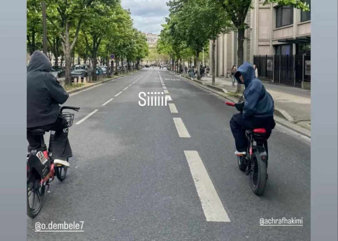 悠然自得！登贝莱和阿什拉夫在巴黎市内便装骑行