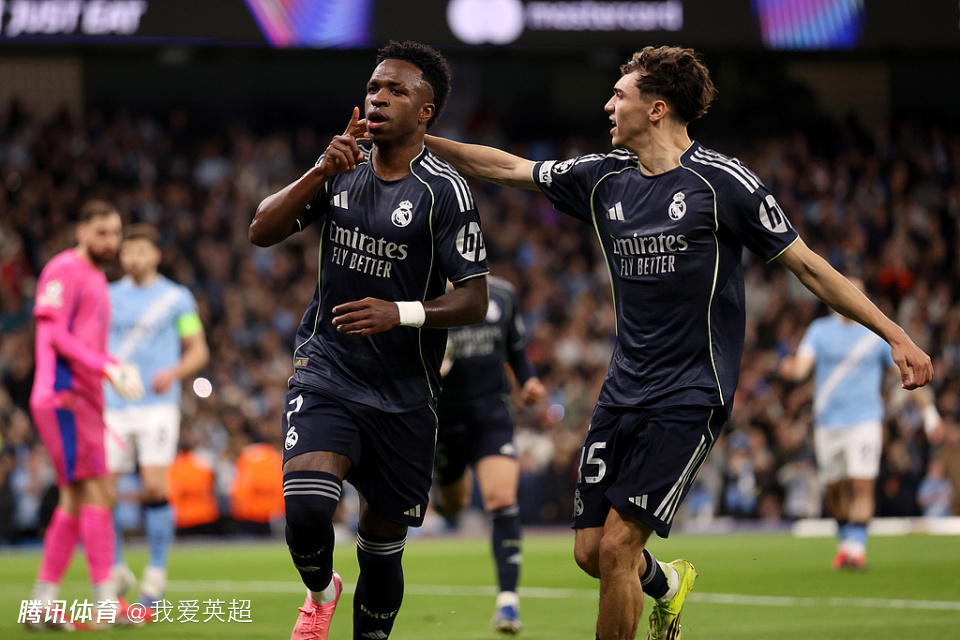 欧冠综述：皇马总分5-1曼城！巴黎8-2切尔西，葡体大逆转+会师阿森纳
